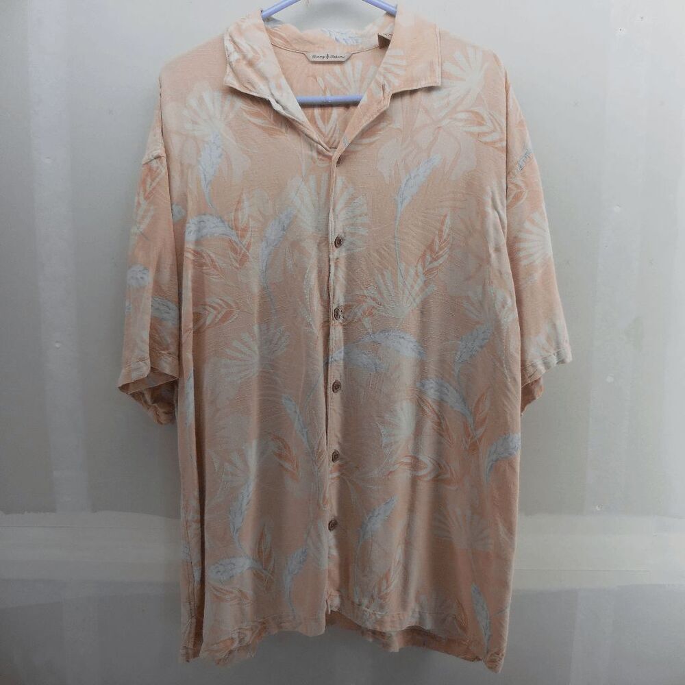 Tommy Bahama XXL Silk Rayon Blend Hawaiian Shirt Pink Floral Palms Mens XXL Read